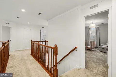 Entry Way - 19201 Buna St, Triangle, VA 22172 photo 12 of 15