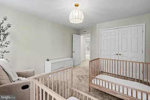 Bedroom - 19201 Buna St, Triangle, VA 22172 photo 12 of 15