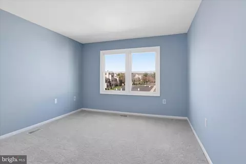 Bedroom - 7545 Belle Grae Dr, Manassas, VA 20109 photo 1 of 3