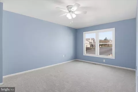 Bedroom - 7545 Belle Grae Dr, Manassas, VA 20109 photo 3 of 3