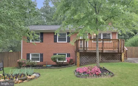 3819 Corona Ln, Woodbridge, VA 22193