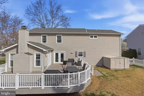 Exterior - 10410 Labrador Loop, Manassas, VA 20112 photo 9 of 11