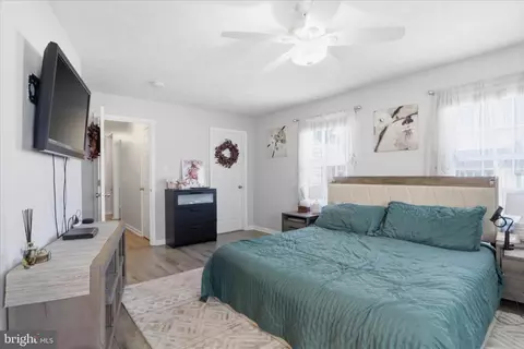 Bedroom - 10410 Labrador Loop, Manassas, VA 20112 photo 2 of 8