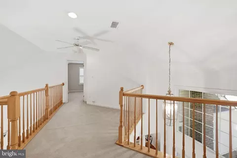 Entry Way - 6828 Derby Run Way, Gainesville, VA 20155 photo 3 of 3