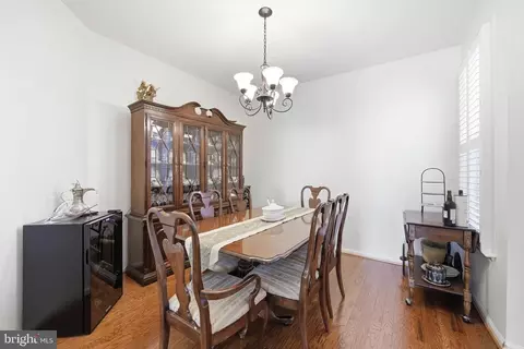 Dining - 6828 Derby Run Way, Gainesville, VA 20155 photo 3 of 3
