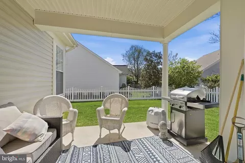 Exterior - 6828 Derby Run Way, Gainesville, VA 20155 photo 4 of 5