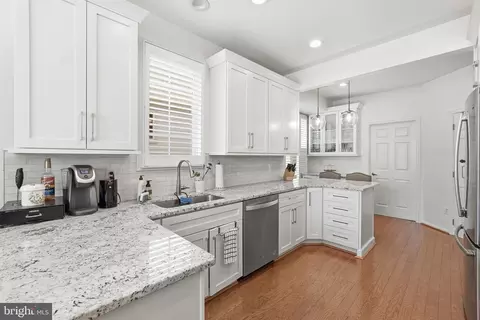 Kitchen - 6828 Derby Run Way, Gainesville, VA 20155 photo 1 of 3