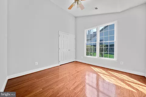 Bedroom - 6712 Buglecall Pl, Gainesville, VA 20155 photo 3 of 3