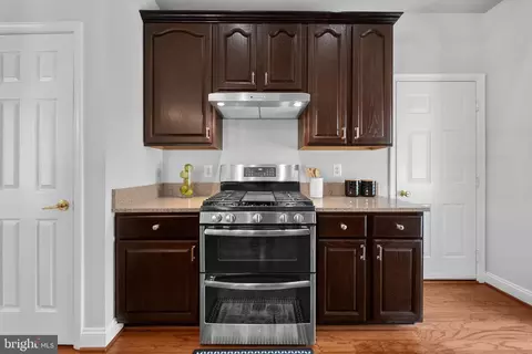 Kitchen - 6712 Buglecall Pl, Gainesville, VA 20155 photo 1 of 1