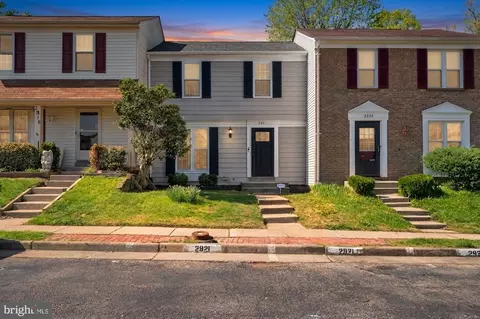 2921 Madeira Ct, Woodbridge, VA 22192