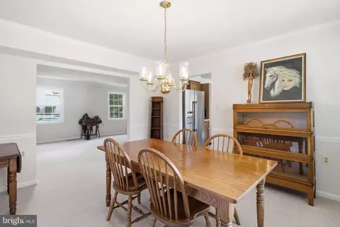 Dining - 10400 Labrador Loop, Manassas, VA 20112 photo 3 of 3