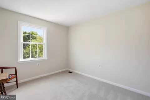 Bedroom - 10400 Labrador Loop, Manassas, VA 20112 photo 8 of 9
