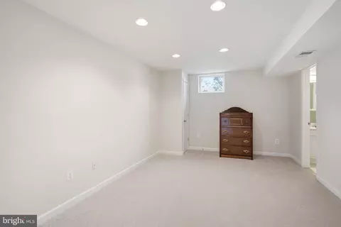 Bedroom - 10400 Labrador Loop, Manassas, VA 20112 photo 6 of 9