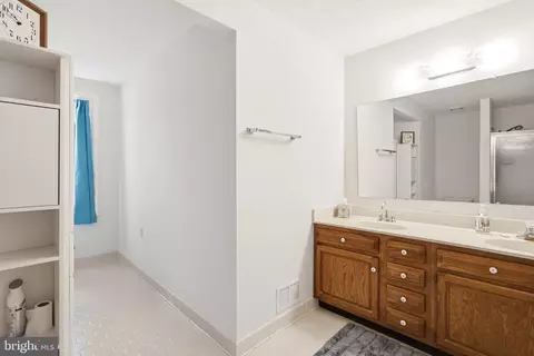 Entry Way - 10400 Labrador Loop, Manassas, VA 20112 photo 1 of 3
