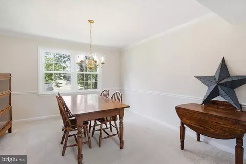 Dining - 10400 Labrador Loop, Manassas, VA 20112 photo 1 of 3