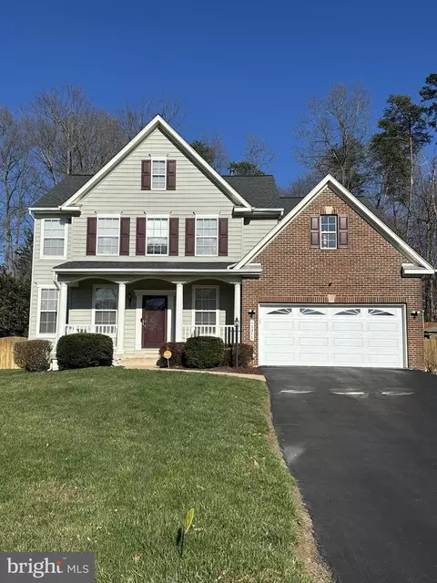 12975 Torchlight Dr, Woodbridge, VA 22193