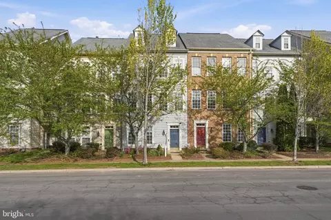 10630 Bristow Sta, Bristow, VA 20136