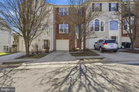 14231 Hunters Run Way, Gainesville, VA 20155