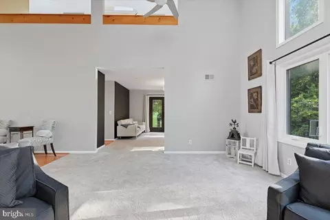Entry Way - 4366 Stepney Dr, Gainesville, VA 20155 photo 3 of 5