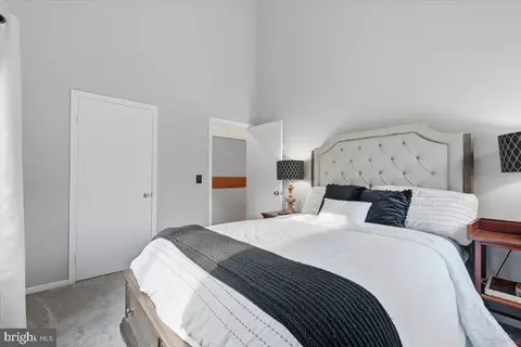 Bedroom - 4366 Stepney Dr, Gainesville, VA 20155 photo 6 of 8
