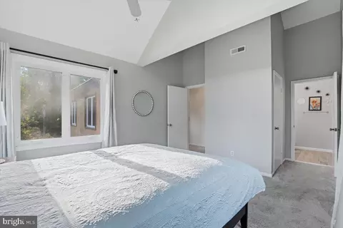 Bedroom - 4366 Stepney Dr, Gainesville, VA 20155 photo 3 of 8