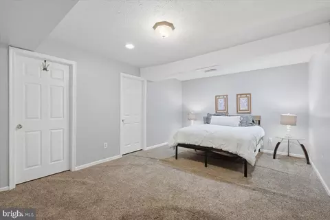 Bedroom - 4366 Stepney Dr, Gainesville, VA 20155 photo 7 of 8