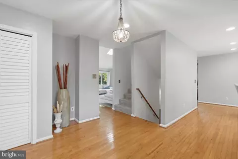 Entry Way - 4366 Stepney Dr, Gainesville, VA 20155 photo 5 of 5