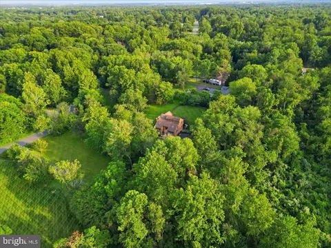 View/Area - 4366 Stepney Dr, Gainesville, VA 20155 photo 4 of 7