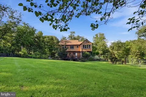 Exterior - 4366 Stepney Dr, Gainesville, VA 20155 photo 8 of 11