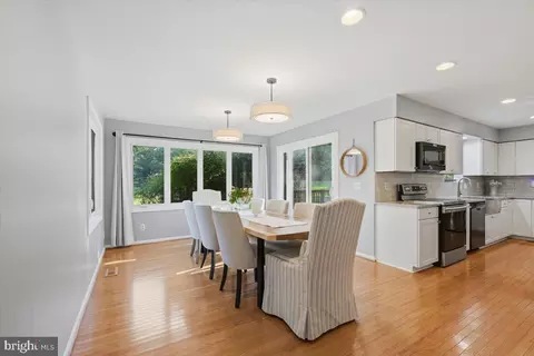 Dining - 4366 Stepney Dr, Gainesville, VA 20155 photo 2 of 2