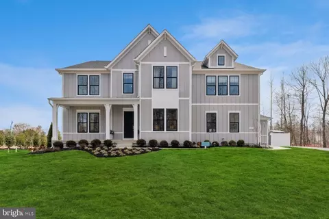 12100 Gore Meadow Dr, Nokesville, VA 20181