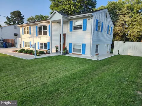 15107 Illinois Rd, Woodbridge, VA 22191