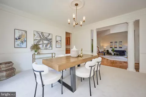 Dining - 6910 Bitterroot Ct, Gainesville, VA 20155 photo 6 of 7