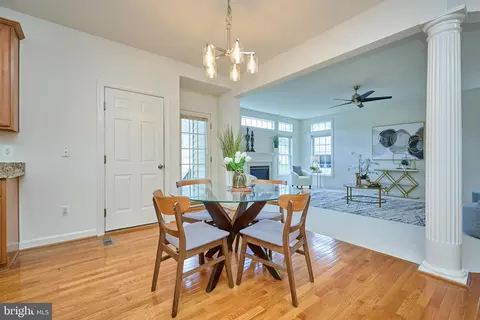 Dining - 6910 Bitterroot Ct, Gainesville, VA 20155 photo 1 of 7