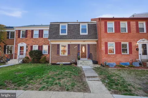 Exterior - 7526 Campbell Ct, Manassas, VA 20109 photo 5 of 9