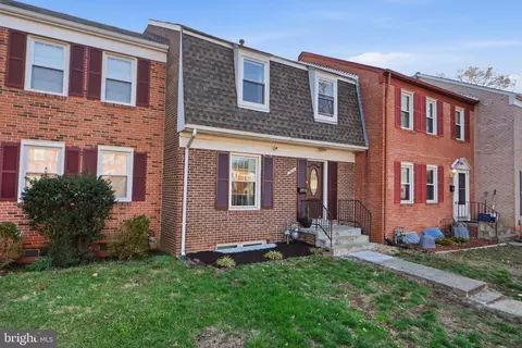 Exterior - 7526 Campbell Ct, Manassas, VA 20109 photo 4 of 9