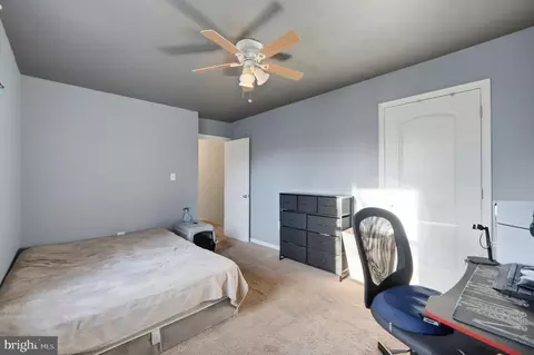 Bedroom - 7526 Campbell Ct, Manassas, VA 20109 photo 3 of 4