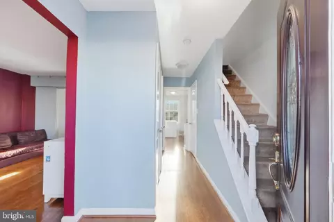 Entry Way - 7526 Campbell Ct, Manassas, VA 20109 photo 1 of 6