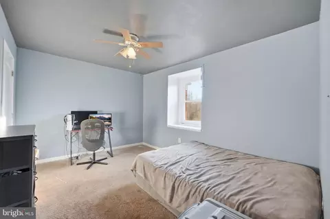 Bedroom - 7526 Campbell Ct, Manassas, VA 20109 photo 2 of 4
