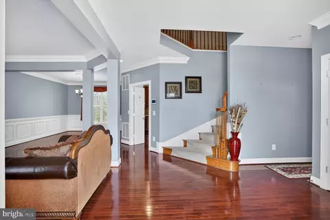 Entry Way - 3308 Mccorkle Ct, Triangle, VA 22172 photo 3 of 12