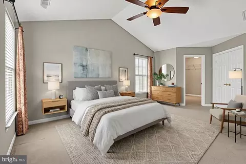 Bedroom - 3308 Mccorkle Ct, Triangle, VA 22172 photo 3 of 9