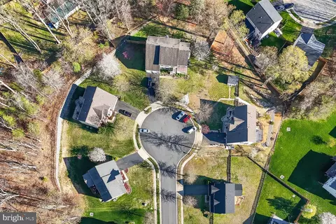 View/Area - 3308 Mccorkle Ct, Triangle, VA 22172 photo 5 of 7