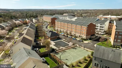 View/Area - 7828 Cedar Branch Dr, Gainesville, VA 20155 photo 4 of 7