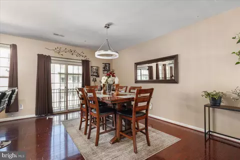 Dining - 7828 Cedar Branch Dr, Gainesville, VA 20155 photo 2 of 2