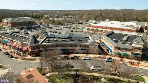 View/Area - 7828 Cedar Branch Dr, Gainesville, VA 20155 photo 6 of 7