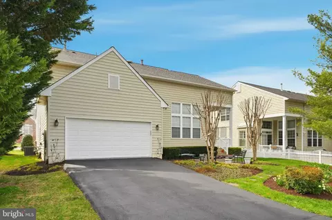 Exterior - 9709 Seafield Pl, Bristow, VA 20136 photo 10 of 12