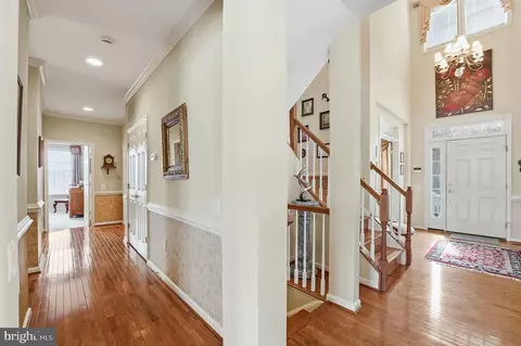 Entry Way - 9709 Seafield Pl, Bristow, VA 20136 photo 3 of 10