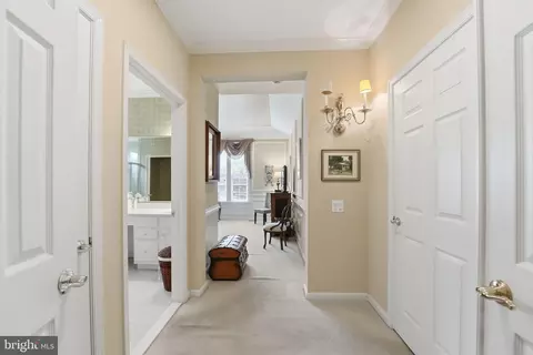 Entry Way - 9709 Seafield Pl, Bristow, VA 20136 photo 5 of 10