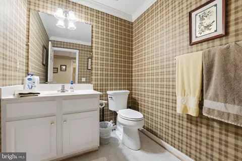 Bath - 9709 Seafield Pl, Bristow, VA 20136 photo 6 of 6
