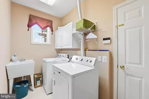 Other - 9709 Seafield Pl, Bristow, VA 20136 photo 7 of 23